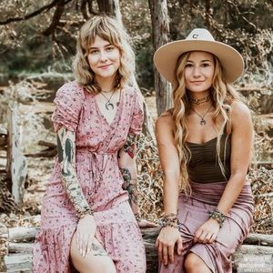 Meet your Posher, Miram